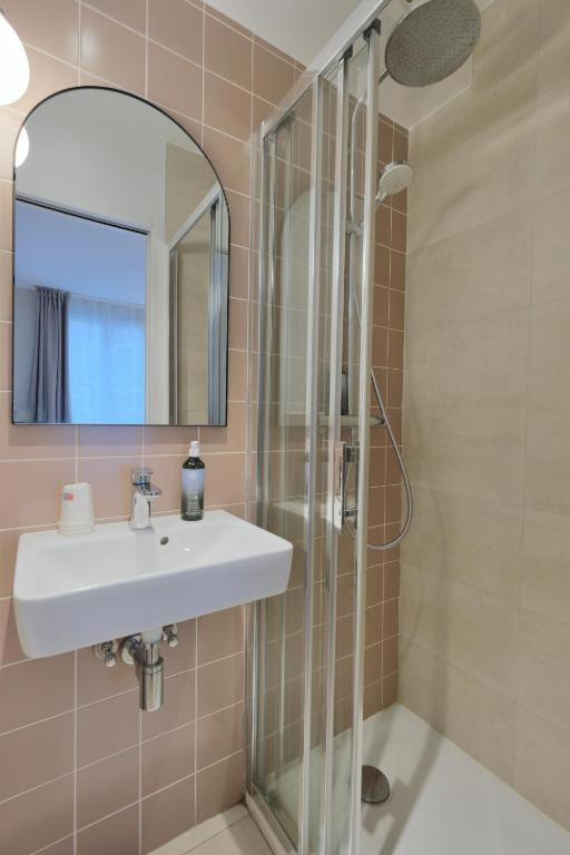 Hotel Hipotel Pere-lachaise Republique