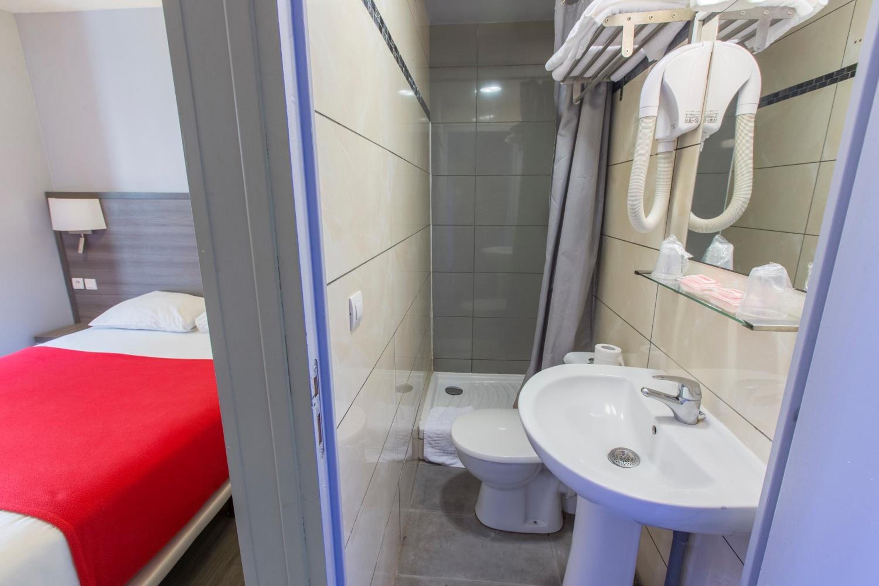 Hipotel Pere-lachaise Republique