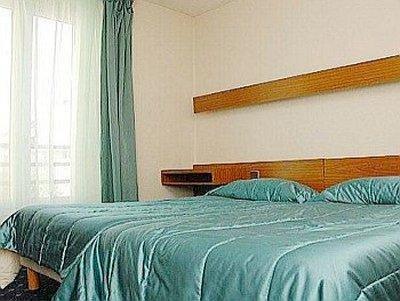 Hipotel Père-lachaise République Hotel 3*